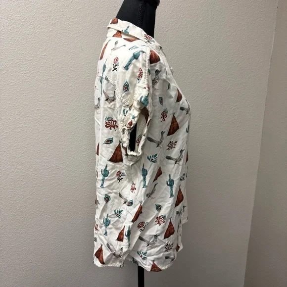 Cotton & Rye L Cream Southwest Cactus Print Button Down Top - Picture 6 of 9